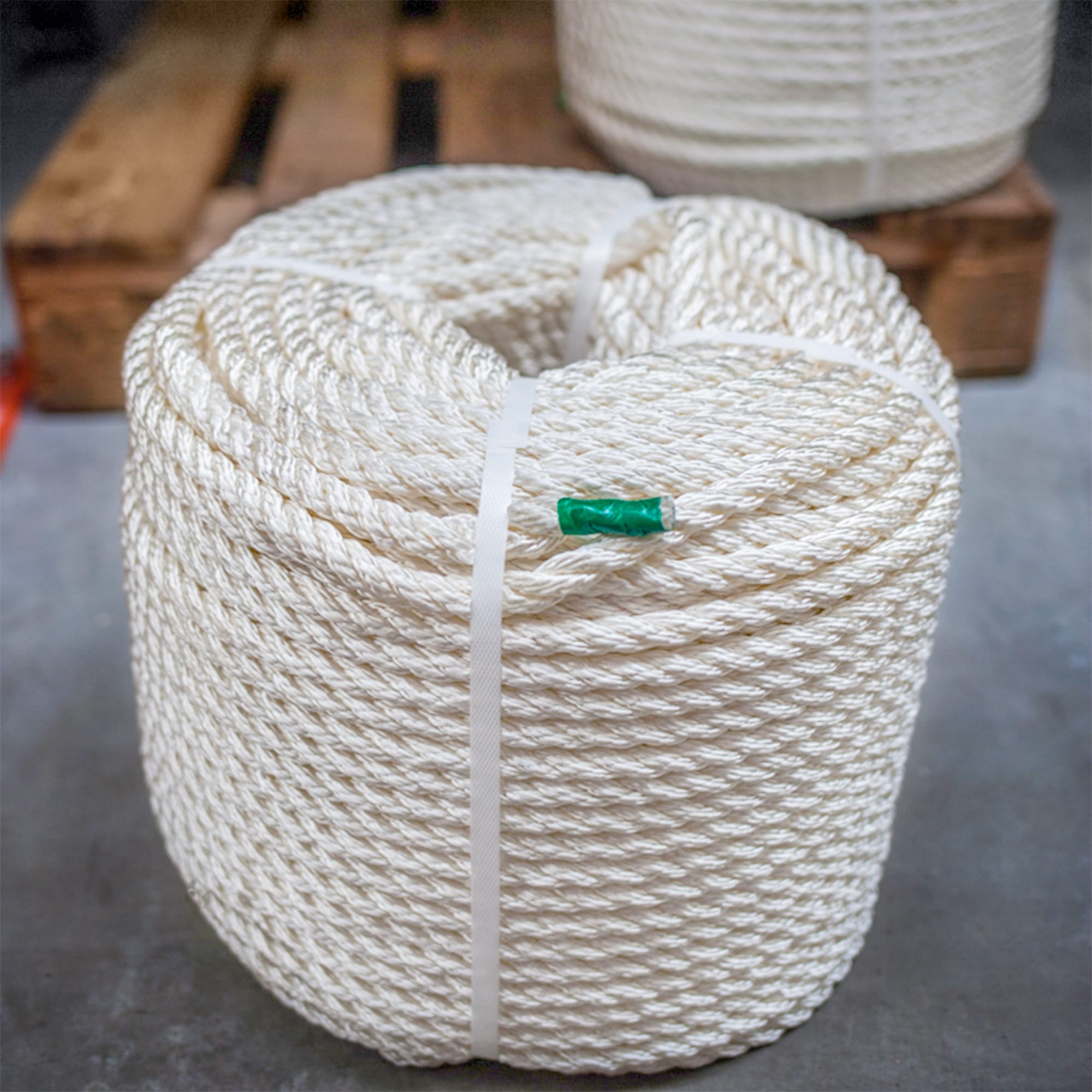 14mm White Nylon Rope (220m Coil)