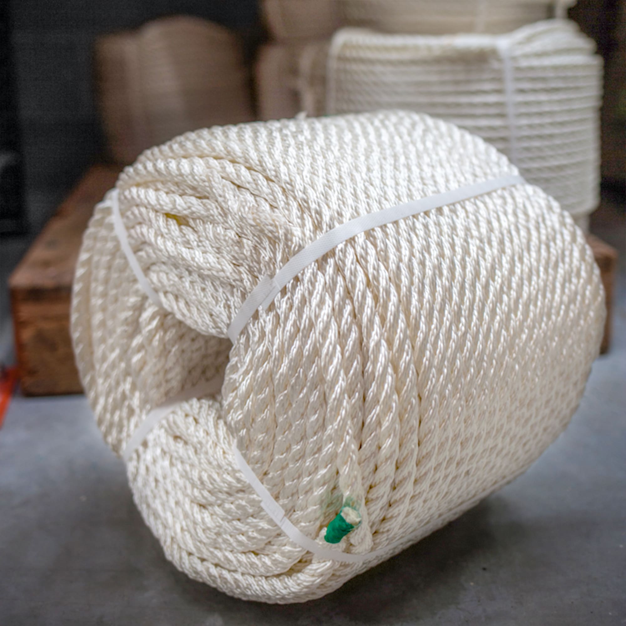 28mm White Nylon Rope (220m Coil)