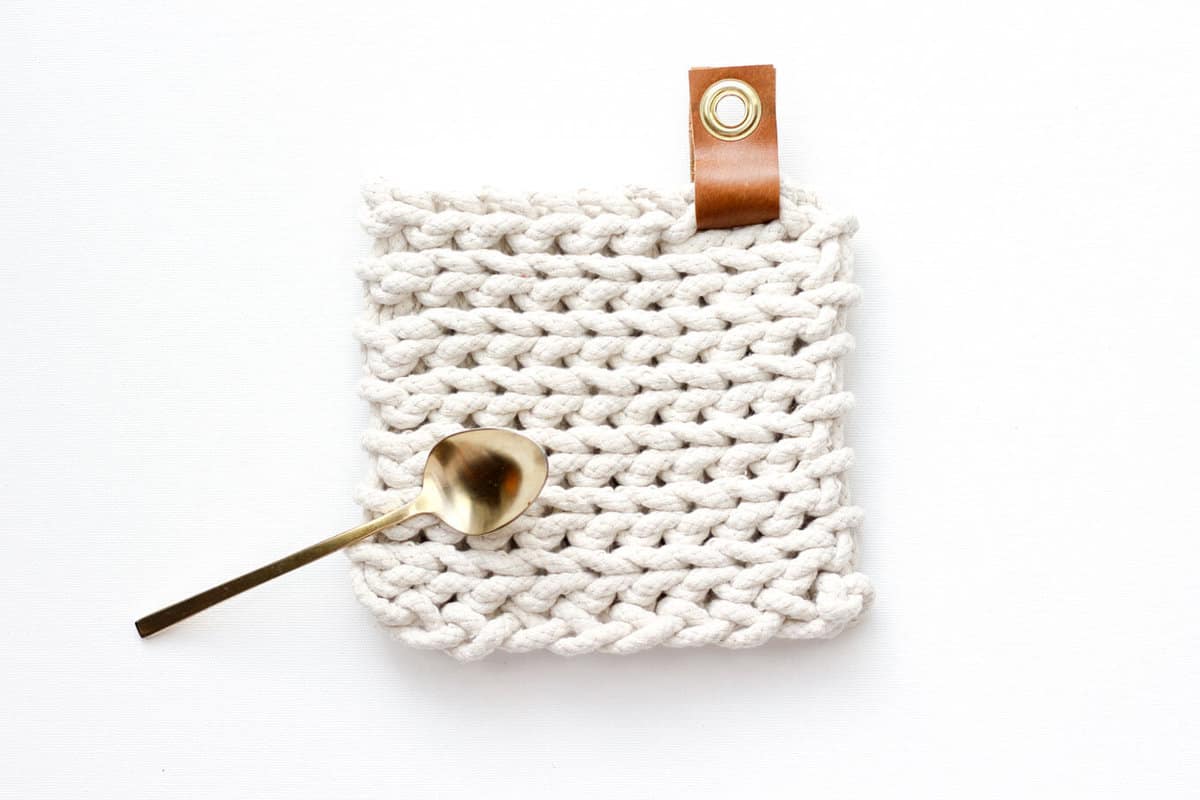 crochet-rope-trivet