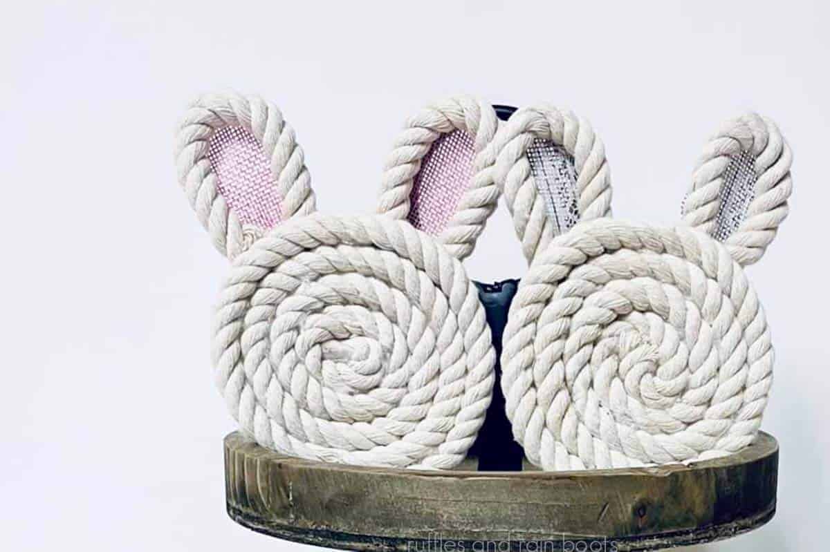 rope-bunny-ear-coaster